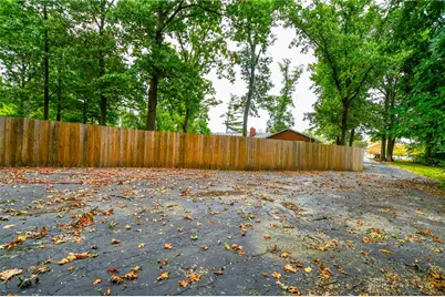 7821 Lois Circle, Miami Township, OH 45459 - Photo 48