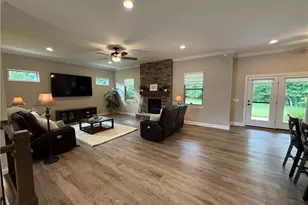 9509 Monaco Cir, Clearcreek Twp, OH 45458 - Photo 12