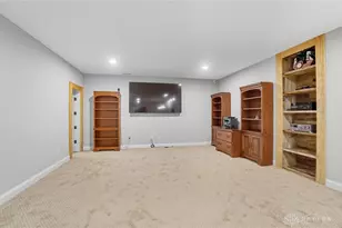 9509 Monaco Cir, Clearcreek Twp, OH 45458 - Photo 52