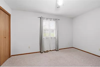 815 Spring Lake Circle, Enon, OH 45323 - Photo 32