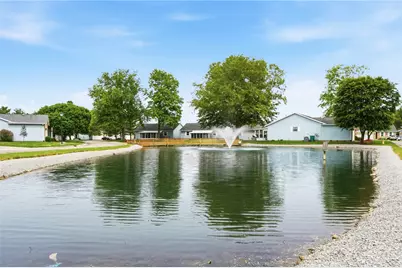 815 Spring Lake Circle, Enon, OH 45323 - Photo 2