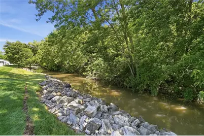 815 Spring Lake Circle, Enon, OH 45323 - Photo 4
