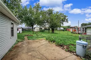 37 Weinland Dr, New Carlisle, OH 45344 - Photo 24