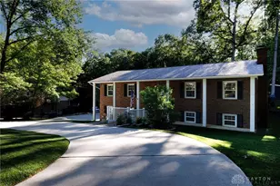 1837 Forestdale Ave, Beavercreek, OH 45432 - Photo 2