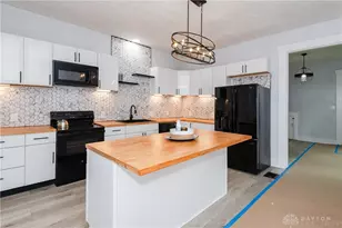 135 Drummer Ave, Dayton, OH 45403 - Photo 10