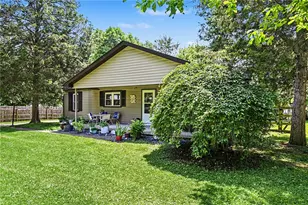 1261 Wallaby Dr, Beavercreek, OH 45432 - Photo 4