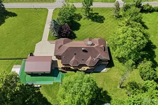 2546 Lantz Rd, Beavercreek, OH 45434 - Photo 2