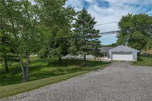 7673 Brookville Phillipsburg Rd, Clay Twp, OH 45309 - Photo 4