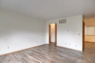 2724 Enterprise, Dayton, OH 45420 - Photo 4