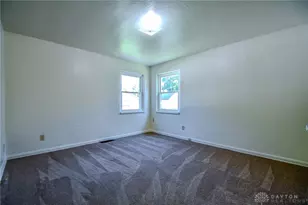 2833 Crescent Blvd, Kettering, OH 45429 - Photo 18