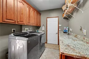 5090 Ross Rd, Bethel Twp, OH 45371 - Photo 24