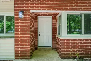 927 Oakland Dr, Beavercreek Twp, OH 45434 - Photo 6