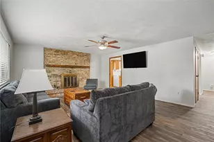 1428 Beaver Creek Ln, Kettering, OH 45429 - Photo 4