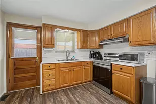 1428 Beaver Creek Ln, Kettering, OH 45429 - Photo 8