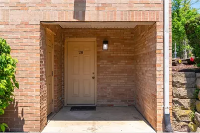 978 Irving Avenue #28, Dayton, OH 45419 - Photo 6