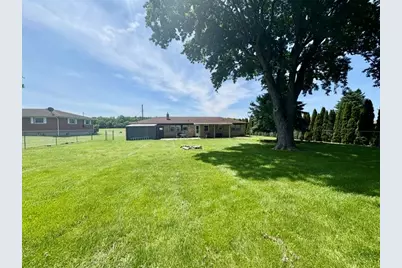 2648 S Burnett Road, Springfield, OH 45505 - Photo 32