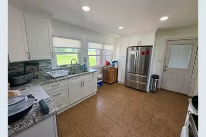 2648 S Burnett Road, Springfield, OH 45505 - Photo 12