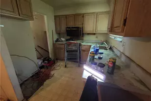 926 Goodhue Cir, Forest Park, OH 45240 - Photo 8