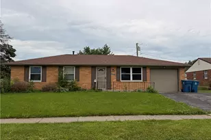 6460 Stonehurst Dr, Huber Heights, OH 45424 - Photo 1