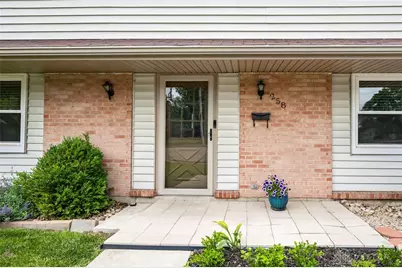 258 Tetbury Road, Troy, OH 45373 - Photo 2