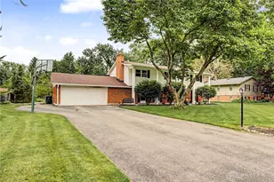 846 New England Ave, Centerville, OH 45429 - Photo 2
