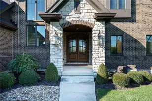 2442 Berkeley Ct, Clearcreek Twp, OH 45036 - Photo 6