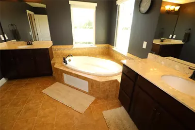 10509 Wallingsford Circle, Centerville, OH 45458 - Photo 50
