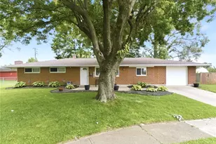 5713 Hubbard Ct, Huber Heights, OH 45424 - Photo 2