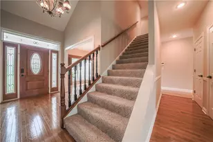 9922 Arn Dr, Washington Twp, OH 45458 - Photo 8