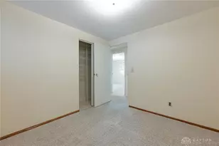 3689 Elmira Dr, Kettering, OH 45439 - Photo 14