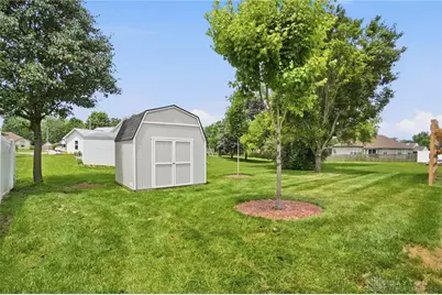 9083 Marquis Drive, Miamisburg, OH 45342 - Photo 36