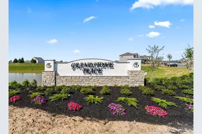 456 Hollywood Boulevard, Xenia, OH 45385 - Photo 10