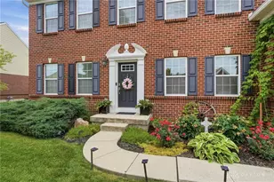 9415 Oak Brook Dr, Clearcreek Twp, OH 45458 - Photo 2