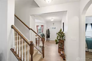 9415 Oak Brook Dr, Clearcreek Twp, OH 45458 - Photo 4