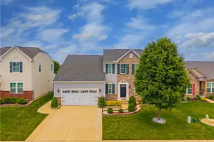 7122 Bluestream Dr, Tipp City, OH 45371 - Photo 2
