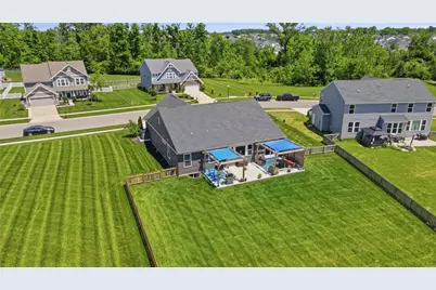 9133 Lakeside Street, Tipp City, OH 45371 - Photo 6