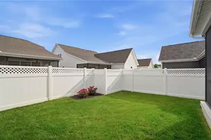 4019 Pepperwell Cir, Sugarcreek Twp, OH 45440 - Photo 32