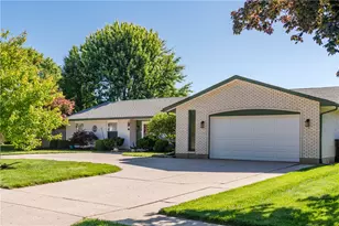 306 Scott Dr, Englewood, OH 45322 - Photo 6