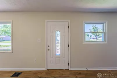 1091 June Drive, Xenia, OH 45385 - Photo 8