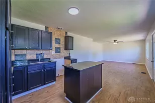 1091 June Dr, Xenia, OH 45385 - Photo 14