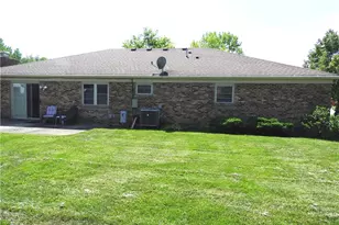4024 Loop Dr, Englewood, OH 45322 - Photo 18