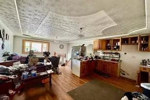 7232 Cosner Dr, Huber Heights, OH 45424 - Photo 10