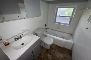 1029 Iola Ave, Dayton, OH 45417 - Photo 14