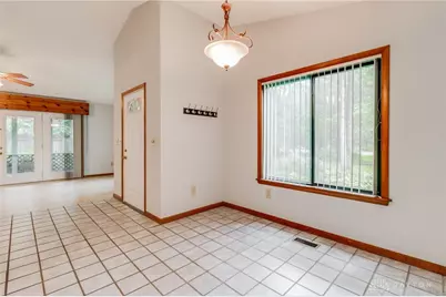 955 S High Street, Yellow Springs Vlg, OH 45387 - Photo 8