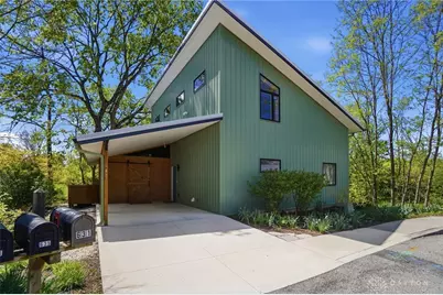 641 Thistle Creek Lane, Yellow Springs Vlg, OH 45387 - Photo 2