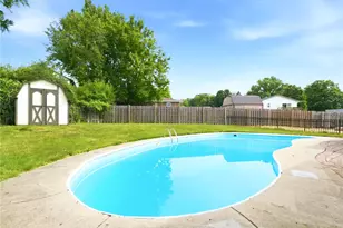 1419 King Richard Pkwy, West Carrollton, OH 45449 - Photo 32