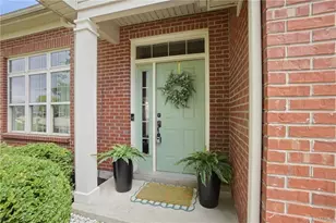 653 Willow Point Ct, Troy, OH 45373 - Photo 2