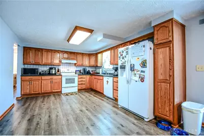 6500 Lemans Lane, Huber Heights, OH 45424 - Photo 12