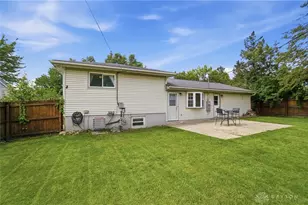 245 Grantwood Dr, West Carrollton, OH 45449 - Photo 24