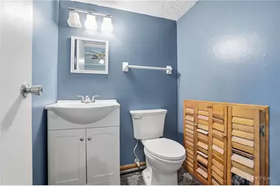 245 Grantwood Drive, West Carrollton, OH 45449 - Photo 12